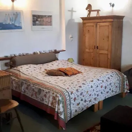 Carlotta Bed & Breakfast