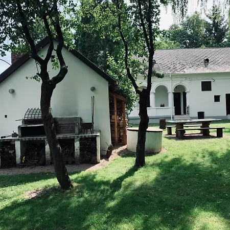 Carlotta Bed & Breakfast